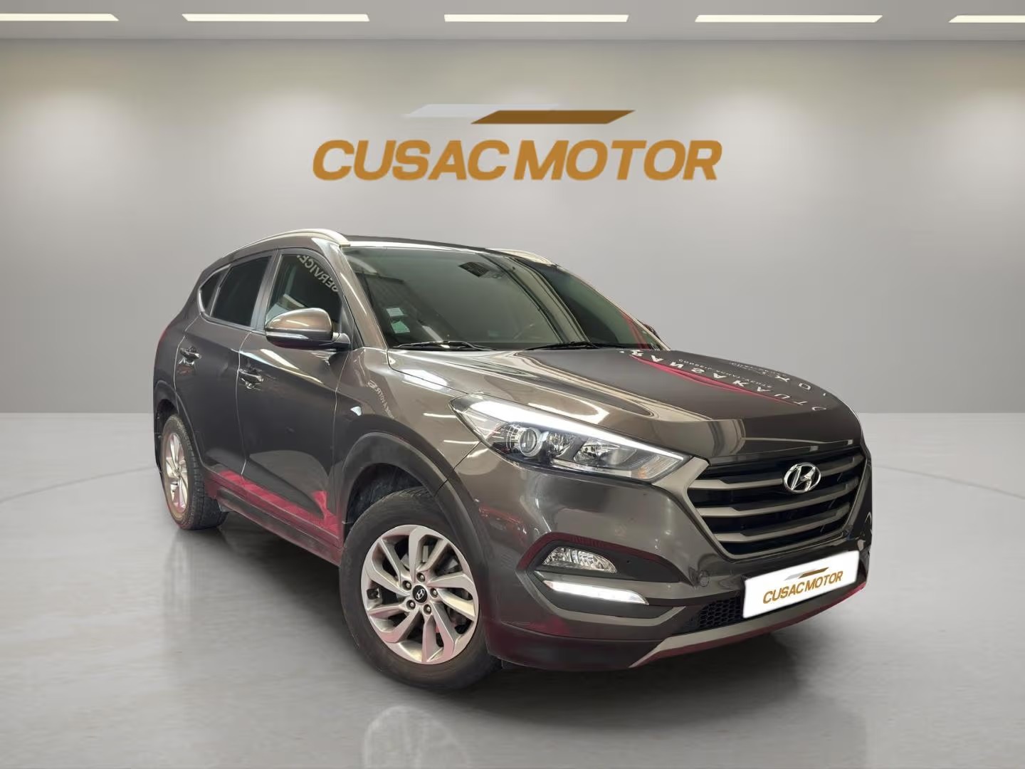 Hyundai Tucson 2.0 CRDI 136 Cv Blue drive Tecna 4x2 importado por CUSAC MOTOR